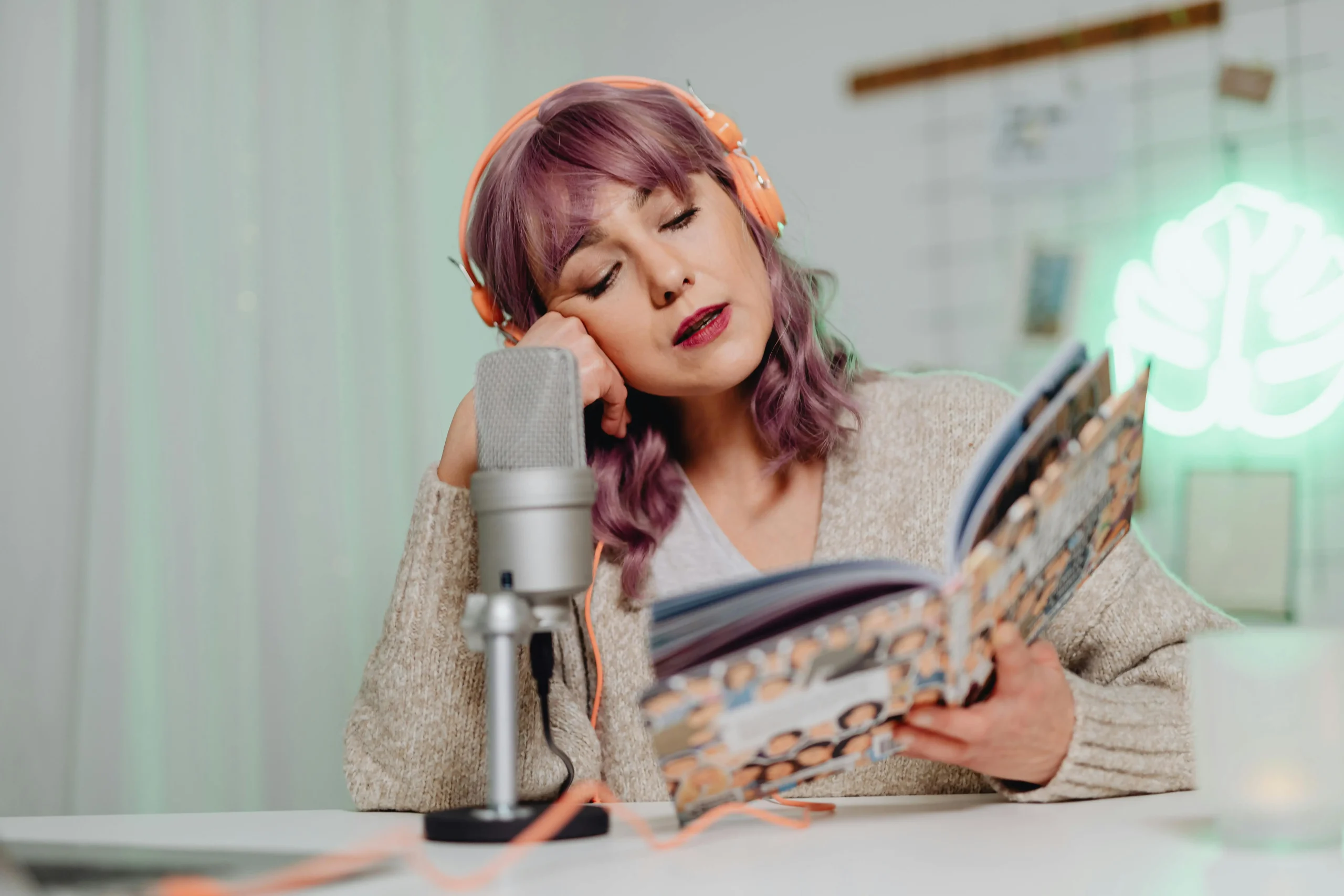 Why Short-Form Content Is Taking Over Entertainment (And What It Means for Attention in 2026)